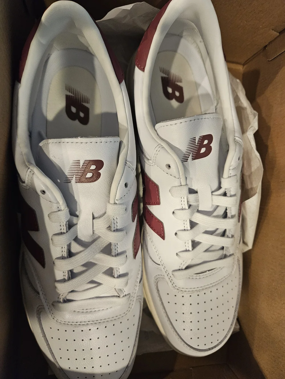 BRAND NEW New Balance White Sneakers with Burgundy N Accent men's 13